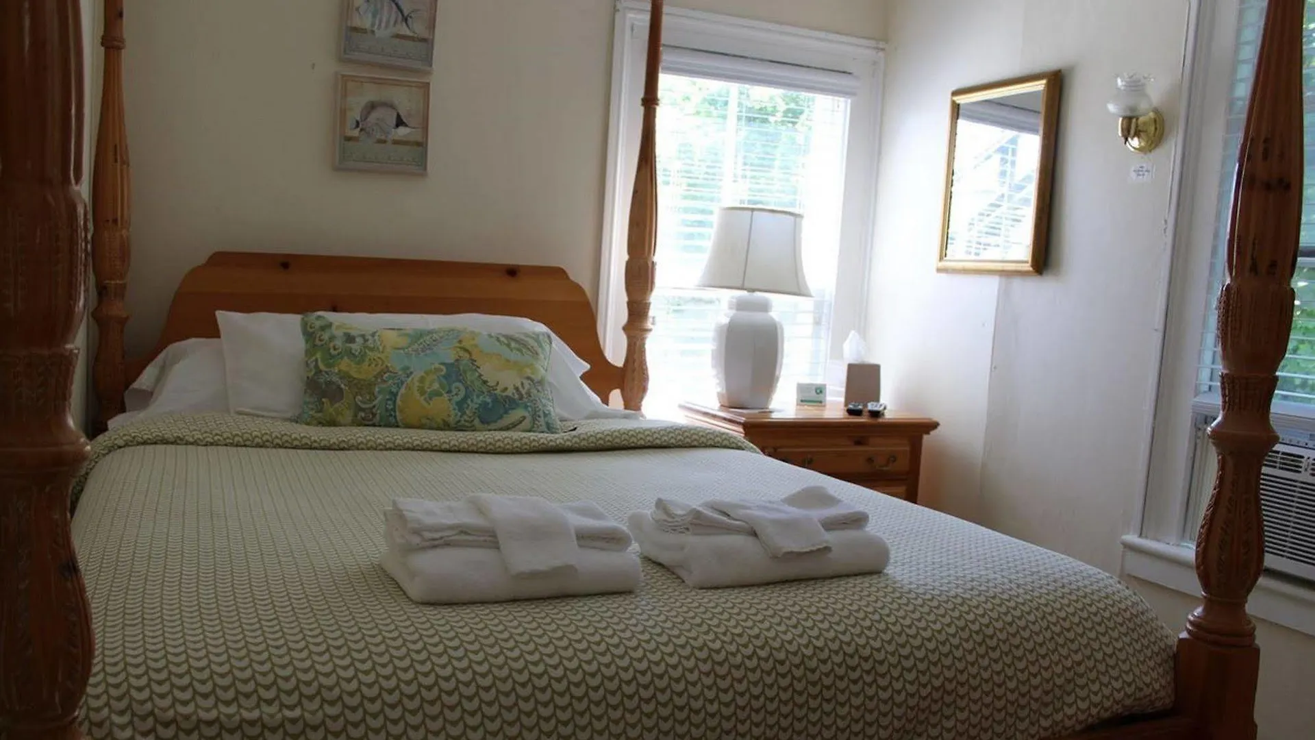 The Grassmere Inn Westhampton Beach