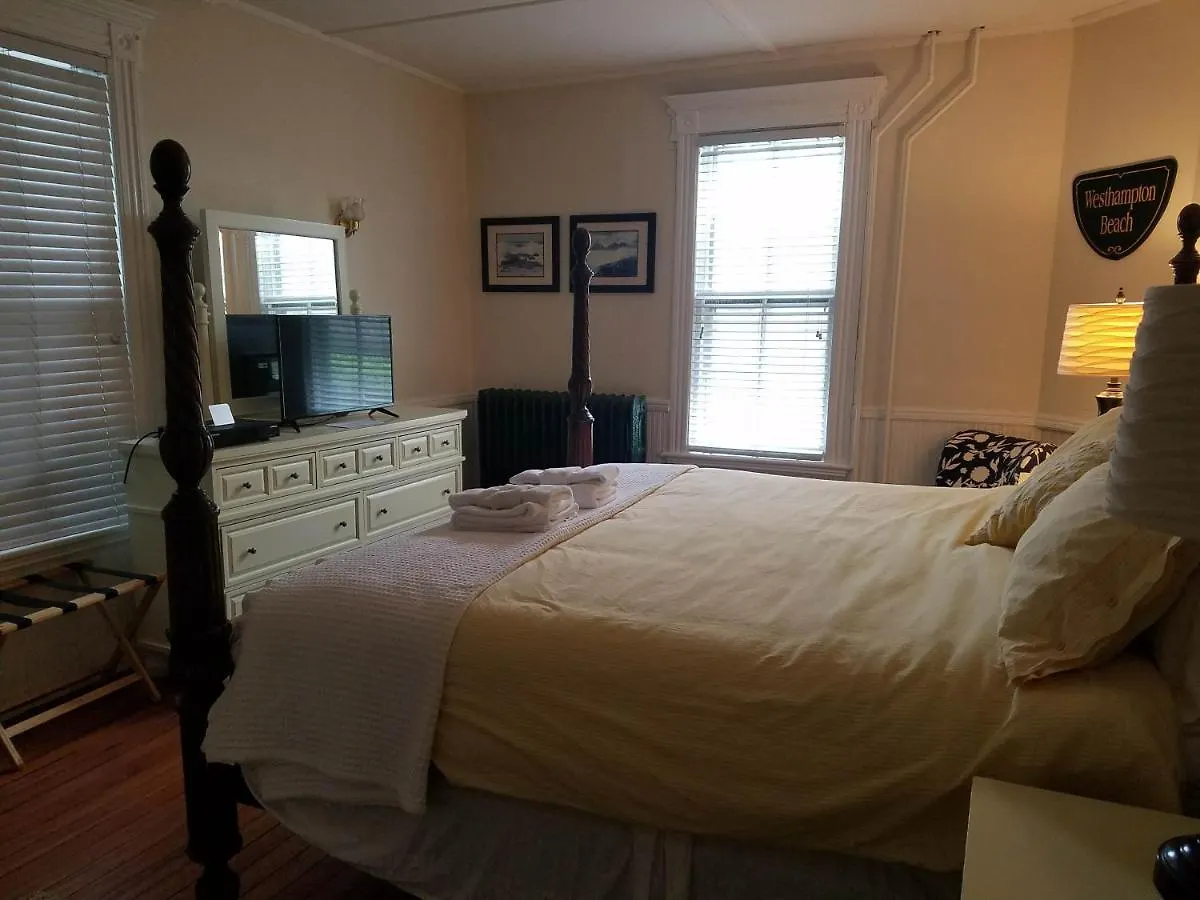 The Grassmere Inn Westhampton Beach